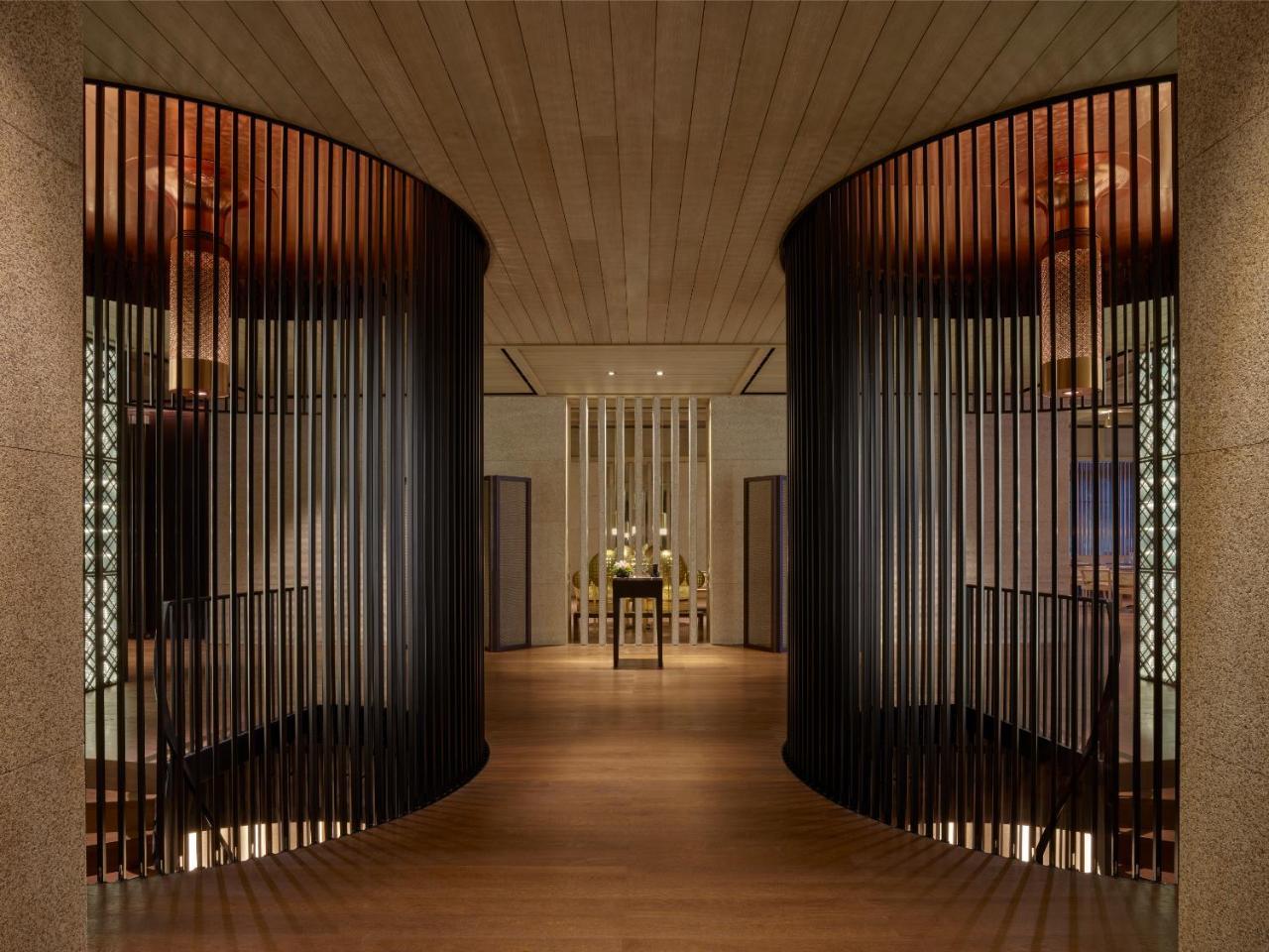 The Ruma Hotel And Residences Kuala Lumpur Eksteriør billede The entrance to the spa at The Ritz-Carlton, Kyoto